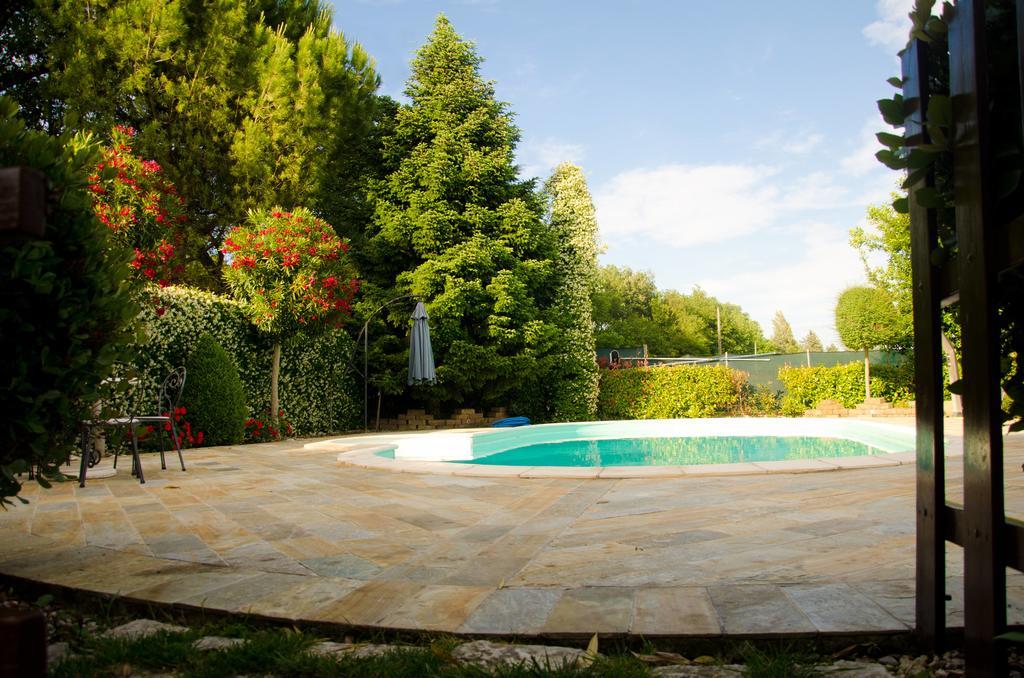 Bed and Breakfast La Coccinella Ези Экстерьер фото