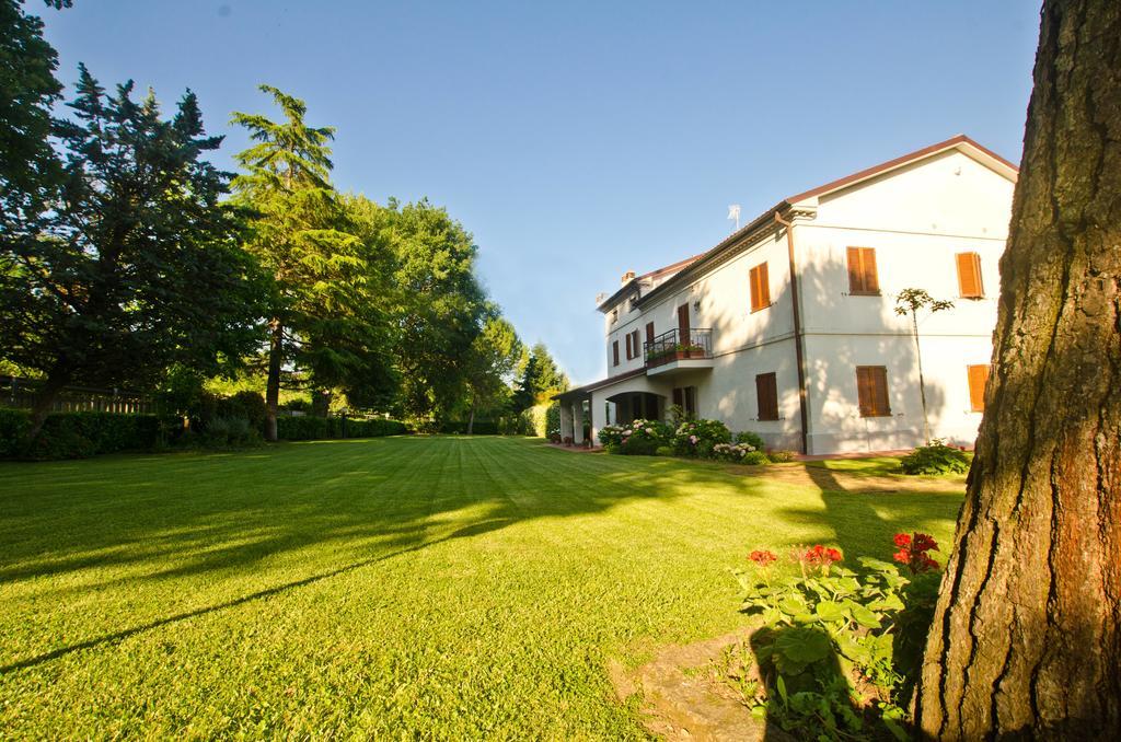 Bed and Breakfast La Coccinella Ези Экстерьер фото