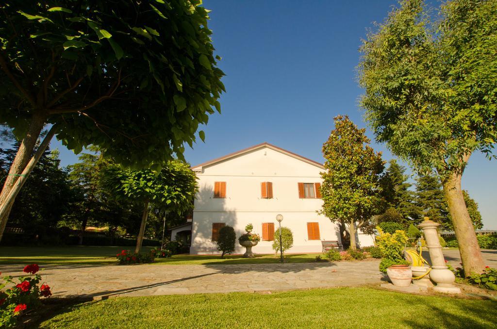 Bed and Breakfast La Coccinella Ези Экстерьер фото