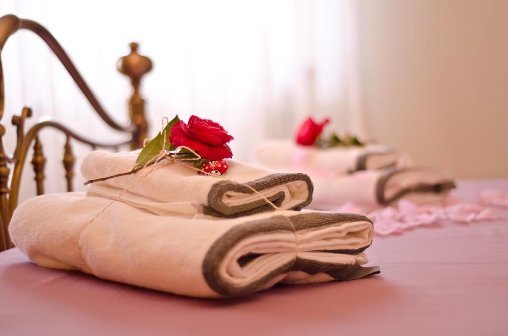 Bed and Breakfast La Coccinella Ези Экстерьер фото